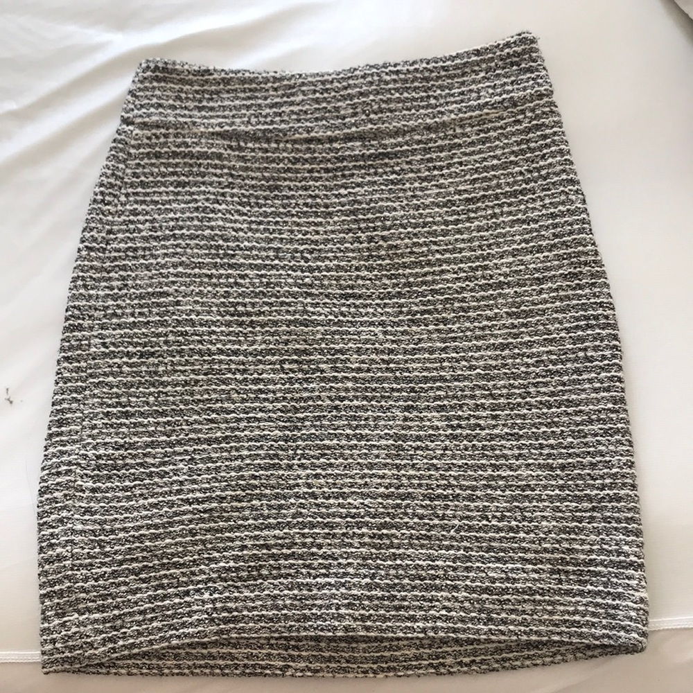Tweed pencil skirt
